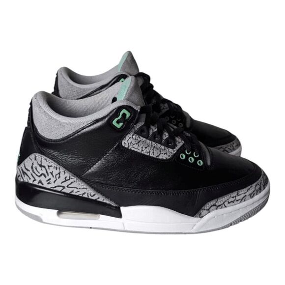 NIKE Air Jordan 3 Retro \'Green Glow\' Sneakers Size 8